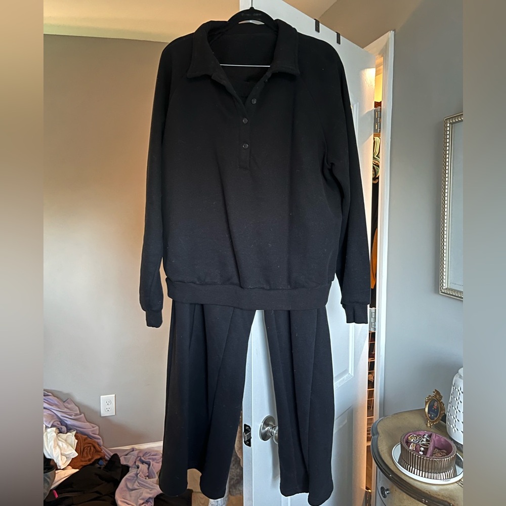 Black Amazon Women's Lounge Set